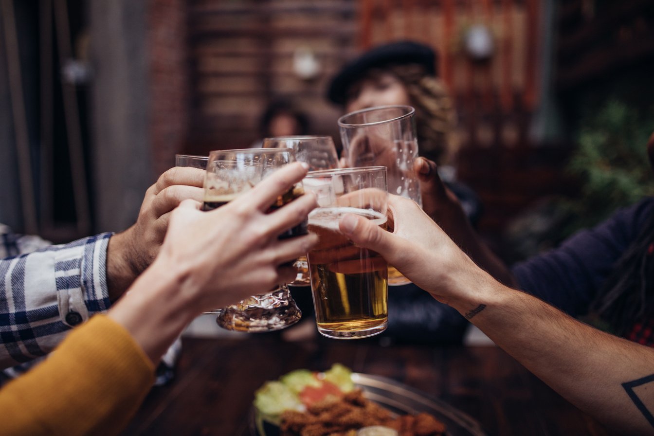 Friends drinking beer